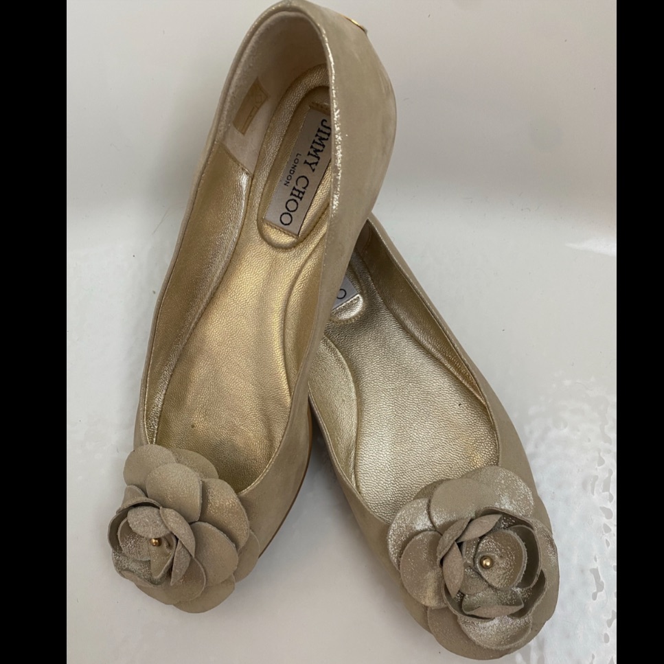 Jimmy Choo Gold Ballerina Flats - Size 37 C/W Box & Dustbag -Excellent Condition